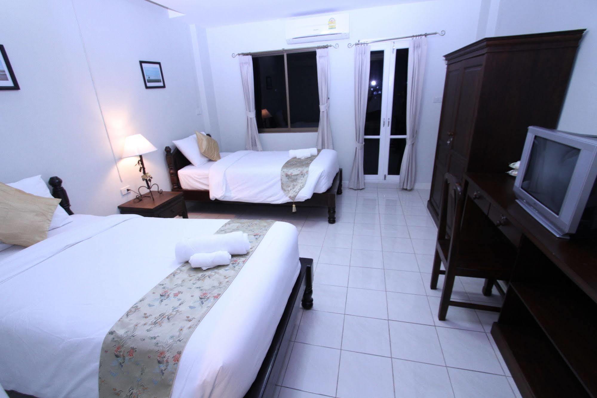 Baan Thalang @ Chiang Mai Hotel Buitenkant foto