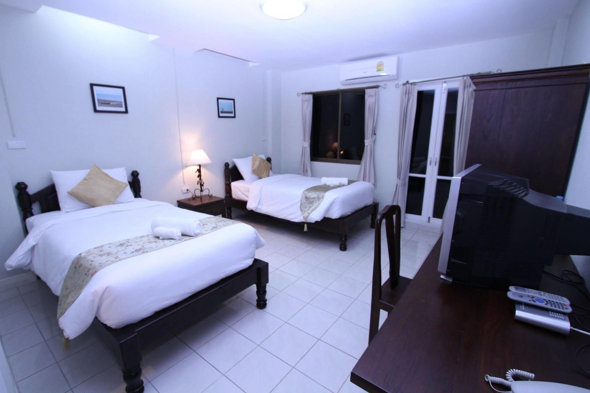 Baan Thalang @ Chiang Mai Hotel Buitenkant foto